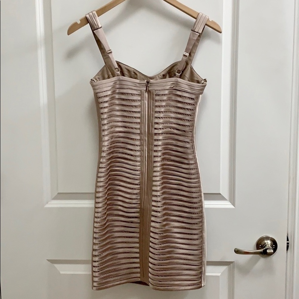 BCBG RIVAS DRESS - Picture 5 of 6